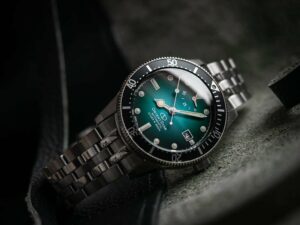 RE AU0602E 1 scaled