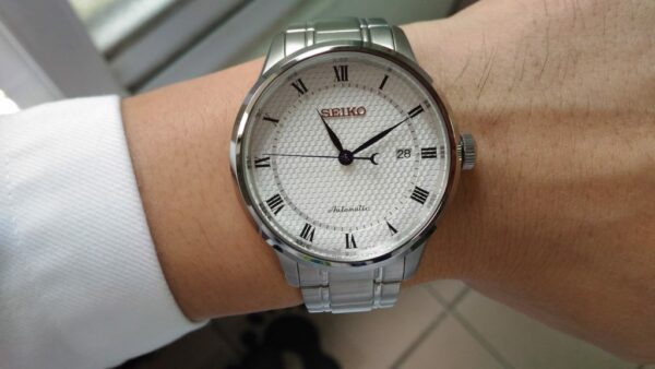 MONTRE SEIKO NEO CLASSIC