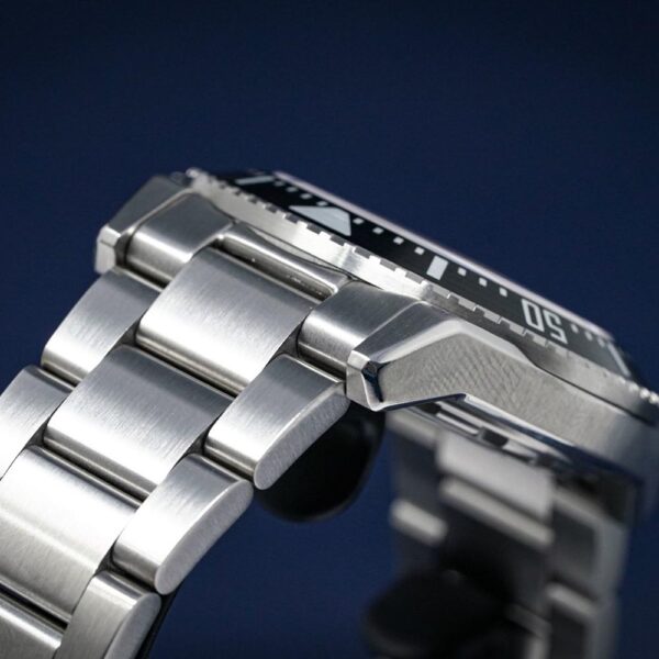 Armand Nicolet JSS SUPER SPORT A480HNA AG MA4480AA Conteenium 10