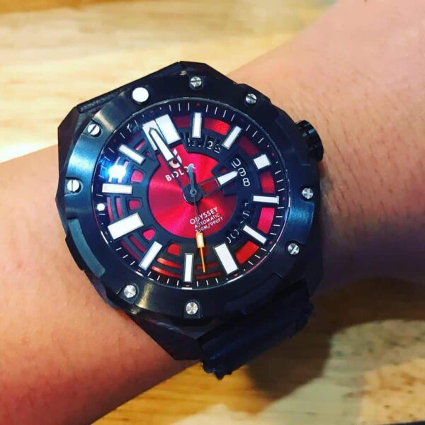 Boldr Odyssey Carbon Red Conteenium 3