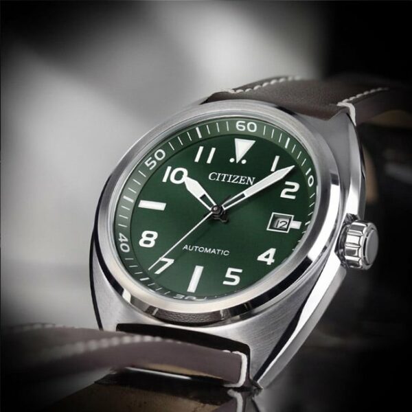 CITIZEN NJ0100 38X MILITARY 9