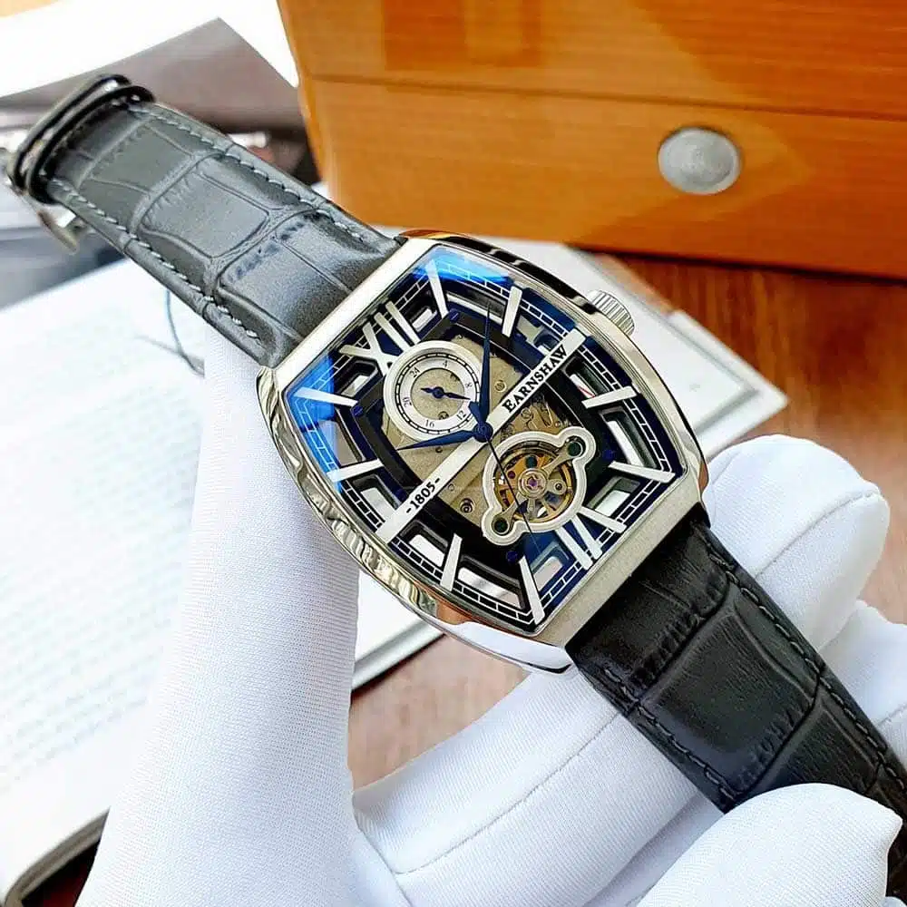 Earnshaw Holborn ES 8111 01 Conteenium 5