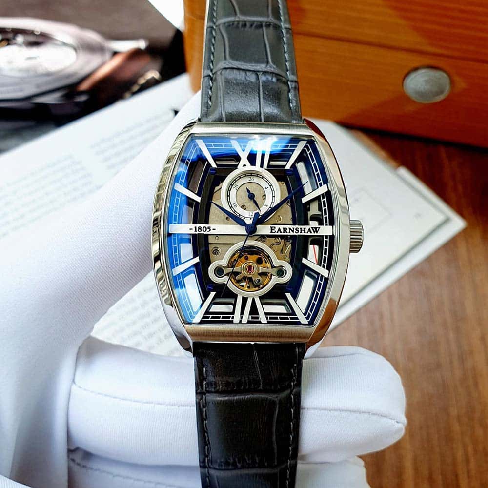 Earnshaw Holborn ES 8111 01 Conteenium 6