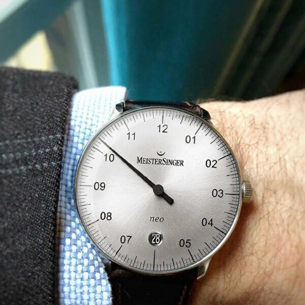 MEISTERSINGER NEO OPALINE SILVER NE901N Conteenium 3