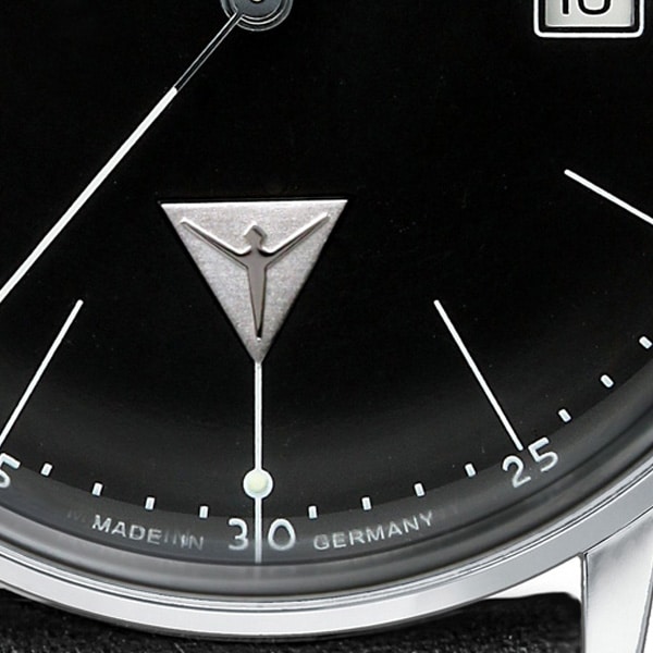MONTRE JUNKERS BAUHAUS ACIER