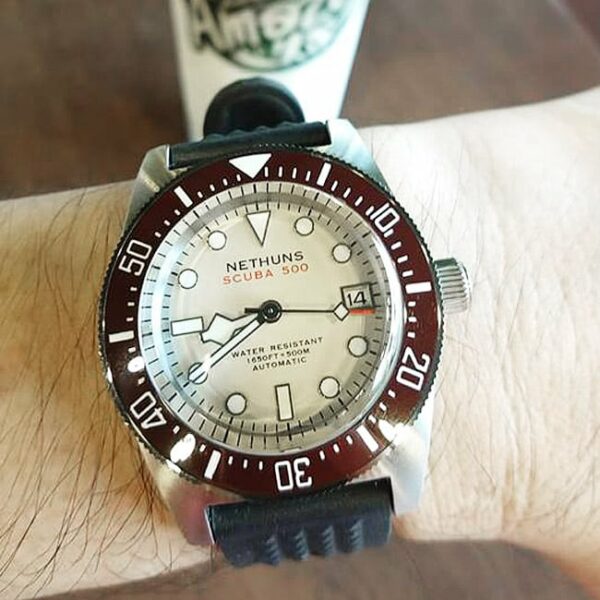 NETHUNS SS524 Conteeniumontre 3