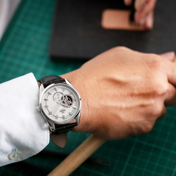 Orient Contemporary2 RA AR0004S Conteenium 3