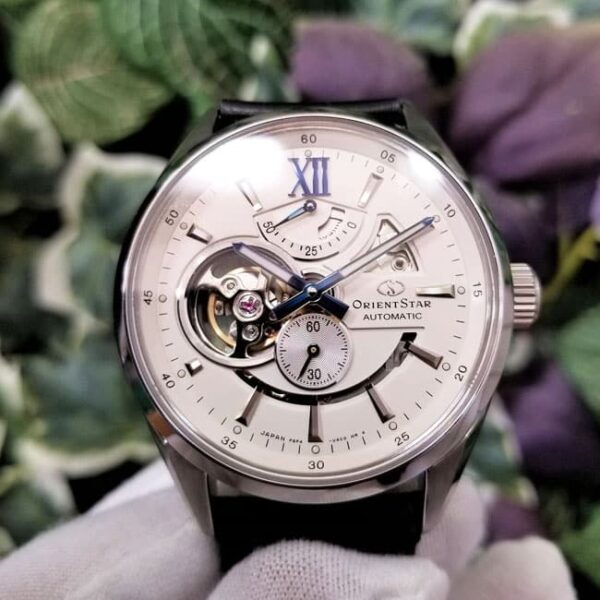 Orientstar modernskeleton RE AV0007S Conteenium 6