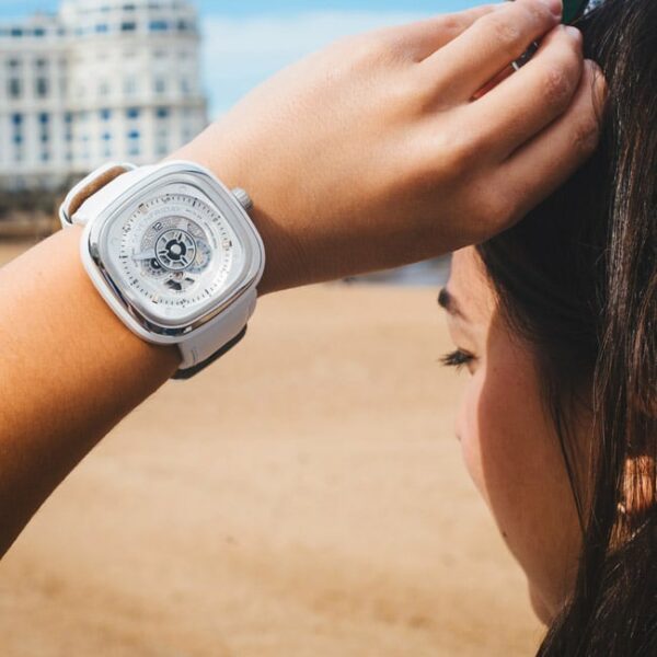 P1C 01 ALBA SevenFridayConteenium 3