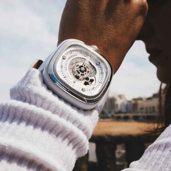 P1C 01 ALBA SevenFridayConteenium 5