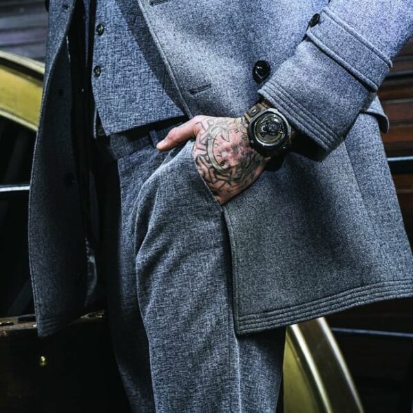 Q SERIES SEVENFRIDAY Q2 03 Conteenium 10