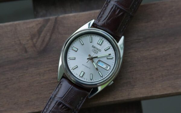 Seiko 5 Gent SNXS73K homme