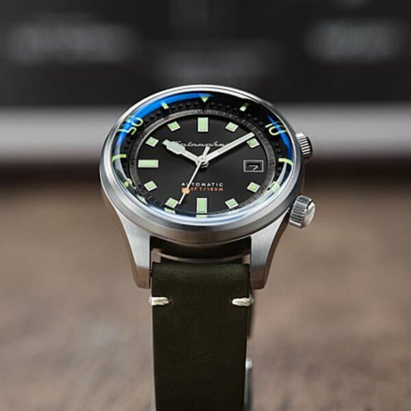 Spinnaker SP 5062 02 Bradner Conteenium 6