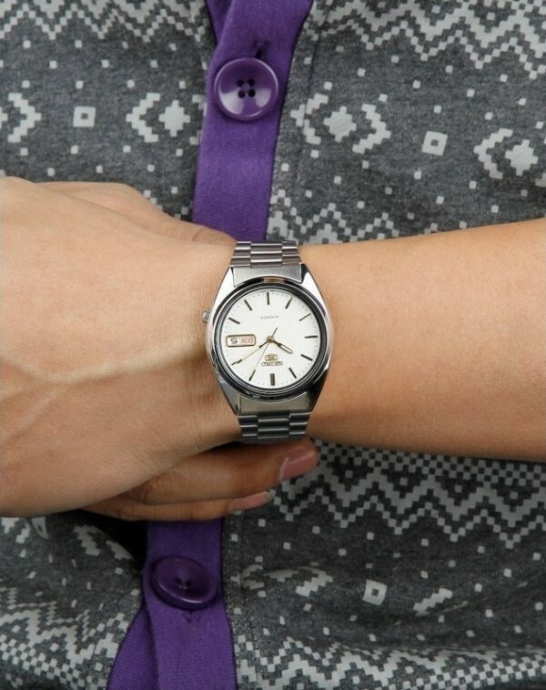 MONTRE SEIKO 5 CLASSIC WHITE & GOLD