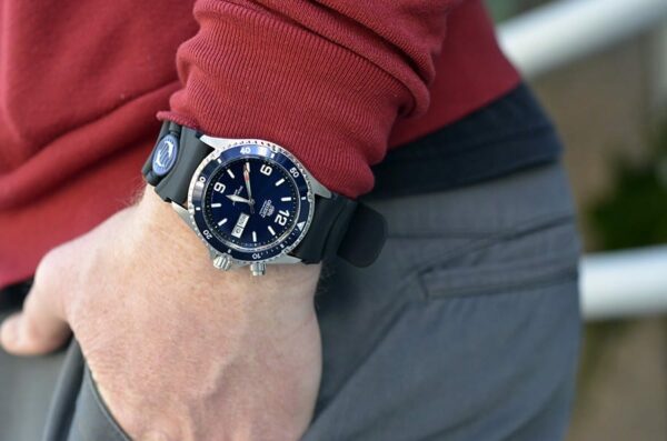 MONTRE ORIENT MAKO RUBBER BLUE COLLECTION