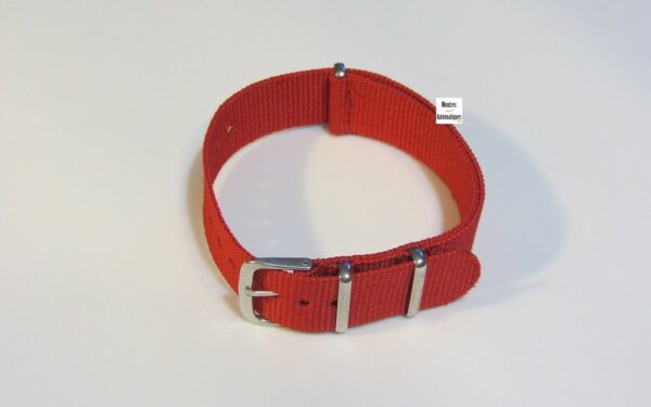nato bracelet 20 mm rouge 900x562 3