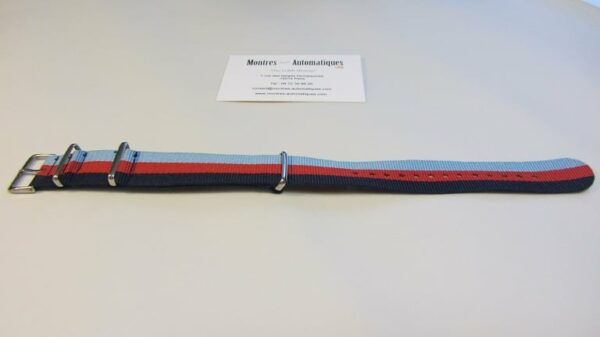 nato horizontal marine rouge ciel