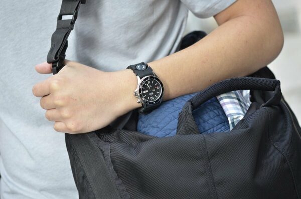 MONTRE ORIENT MAKO RUBBER BLACK COLLECTION