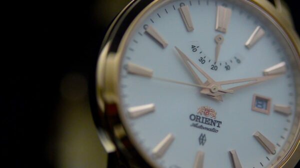 orient curator ffd0j001wo.still0161 900x506 3