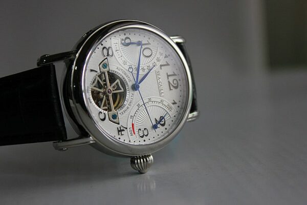 MONTRE SEA-GULL FLYING WHEEL POWER RESERVE