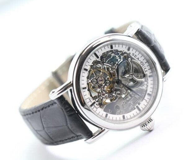 MONTRE SEA-GULL BLACK SKELETON