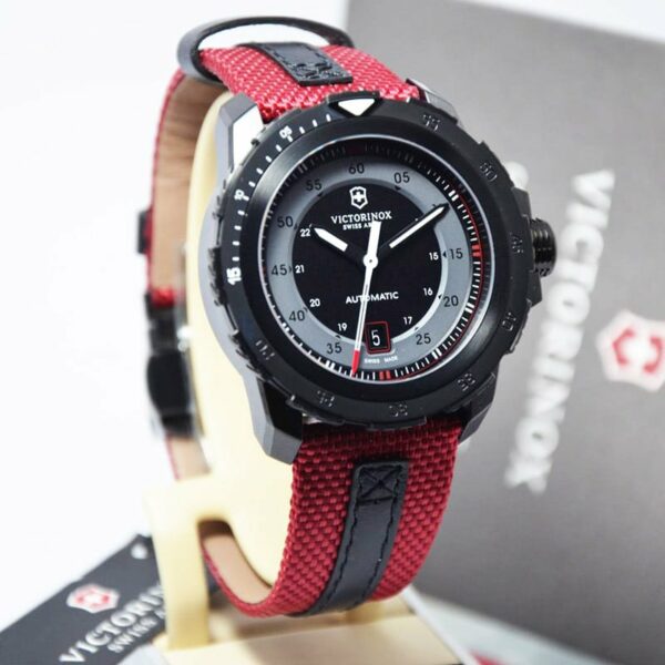 victorinox alpnach 241686 5