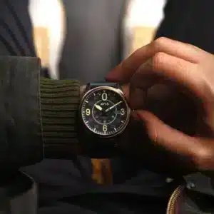 Watch AVI 8 AV 4090 05 a