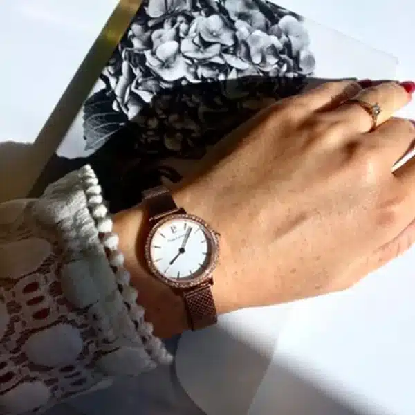 PL Watch 023L928 b