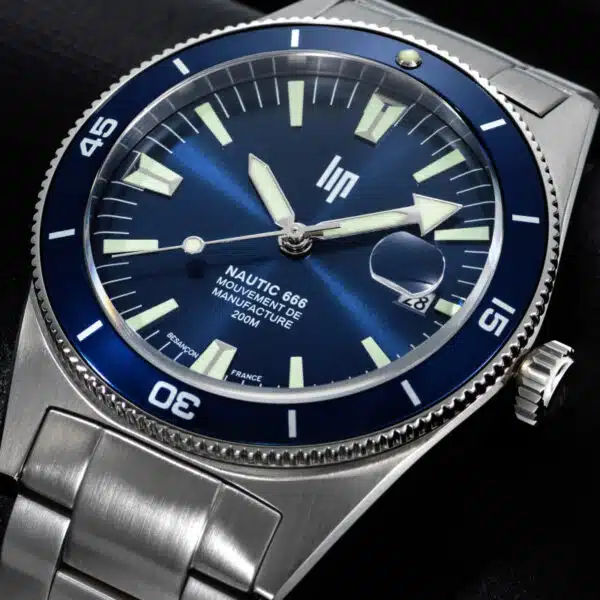LIP Watch 676052 d