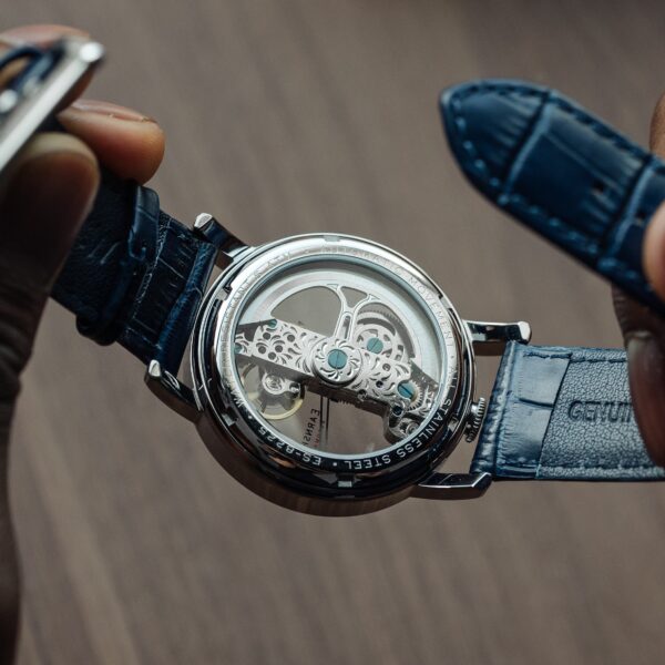 Earnshaw Watch ES 8225 02 b Earnshaw Watch ES 8225 02 b