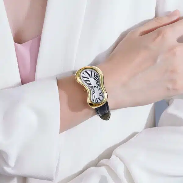 Conteenium Watch MONTRE DALI FONDU DORE b Conteenium Watch MONTRE DALI FONDU DORE b