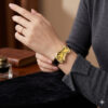 Conteenium Watch DALI ACIER DORE CUIR a Conteenium Watch DALI ACIER DORE CUIR a